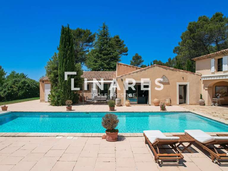 Maison Saint-Marc-Jaumegarde - 7 chambres - 457m²