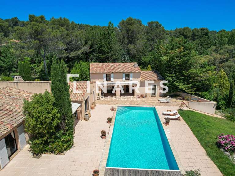 Maison Saint-Marc-Jaumegarde - 7 chambres - 457m²