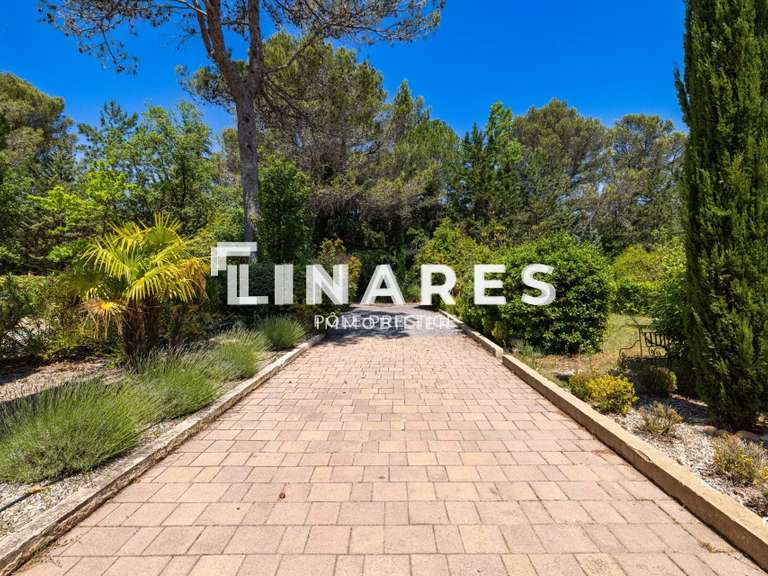 Maison Saint-Marc-Jaumegarde - 7 chambres - 457m²