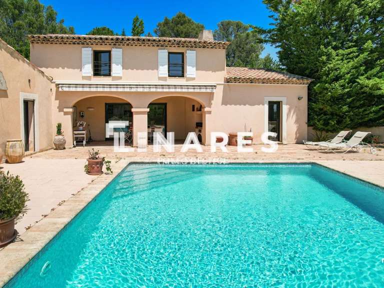 Maison Saint-Marc-Jaumegarde - 7 chambres - 457m²