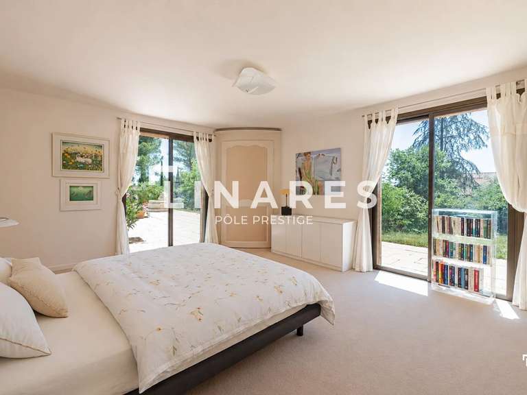 Maison Saint-Marc-Jaumegarde - 7 chambres - 457m²