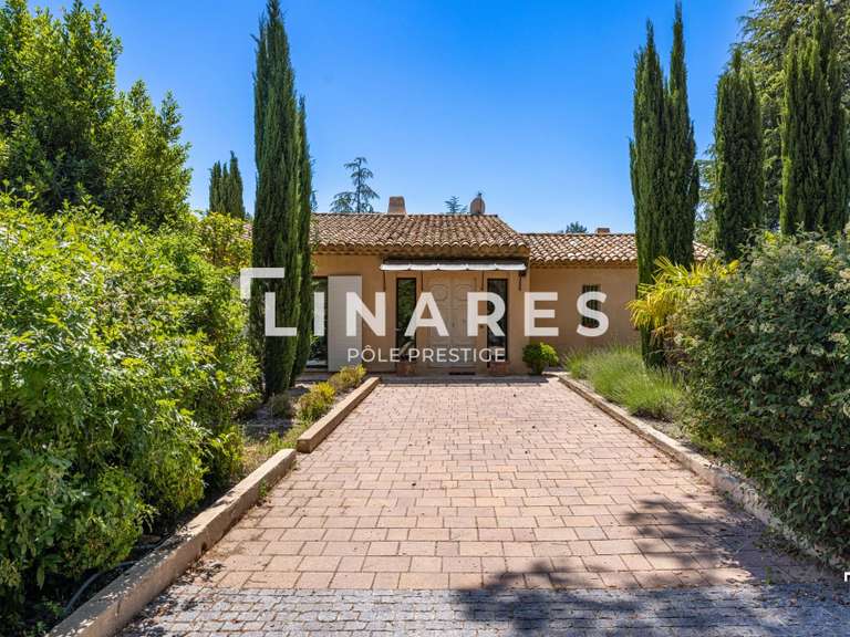 Maison Saint-Marc-Jaumegarde - 7 chambres - 457m²