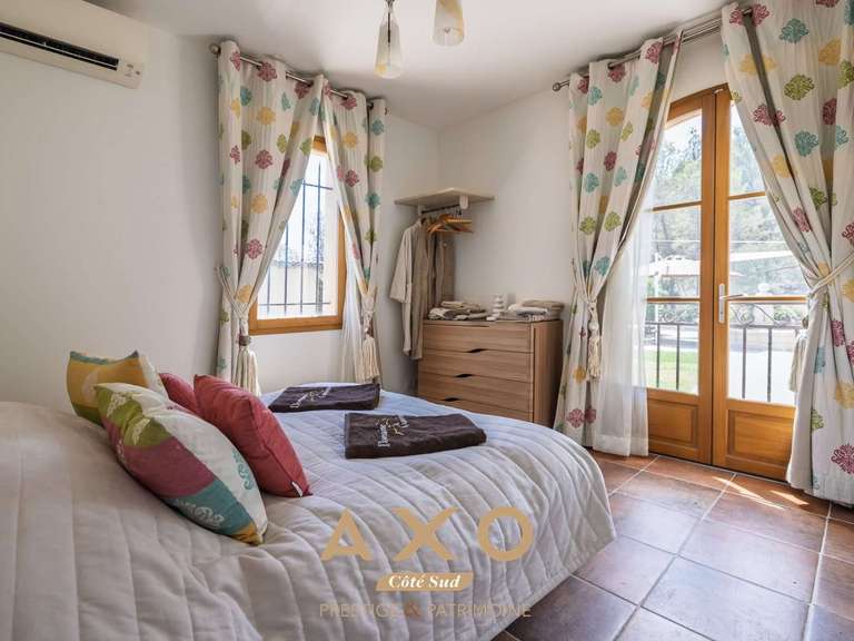 Maison Saint-Marc-Jaumegarde - 8 chambres