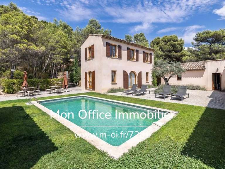 Maison Saint-Marc-Jaumegarde - 8 chambres - 760m²