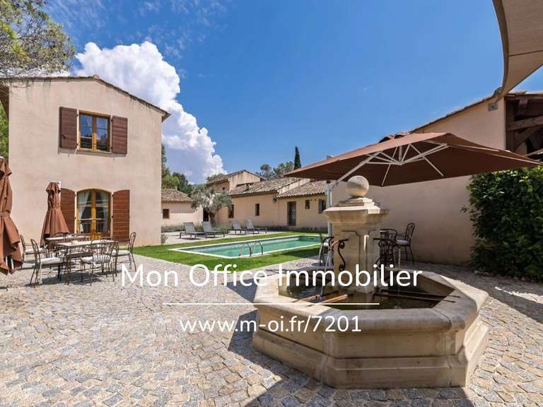 House Saint-Marc-Jaumegarde - 8 bedrooms - 760m²
