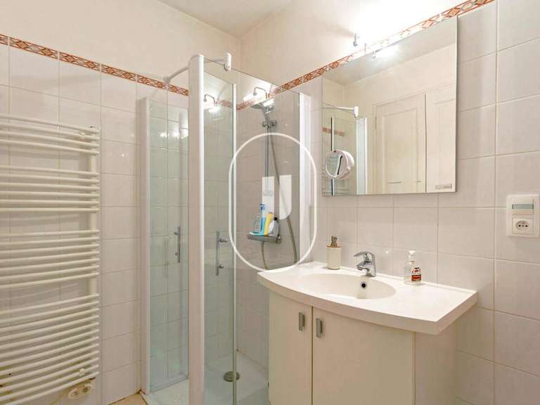 Villa Saint-Marc-Jaumegarde - 6 bedrooms - 300m²