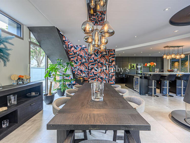 House Saint-Marc-sur-Mer - 4 bedrooms - 340m²