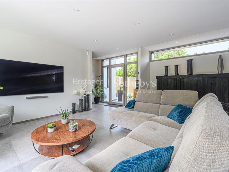 House Saint-Marc-sur-Mer - 4 bedrooms - 340m²