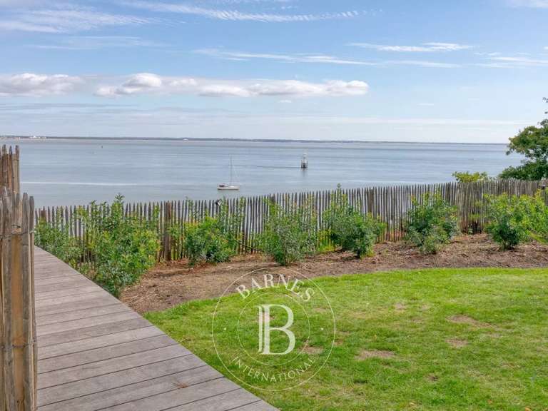 Maison Saint-marc-sur-mer - 8 chambres - 556m²