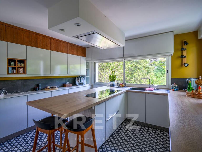 Propriété Saint-marc-sur-mer - 6 chambres - 247m²