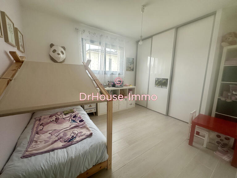 Villa Saint-Marcel-lès-Valence - 4 bedrooms - 204m²
