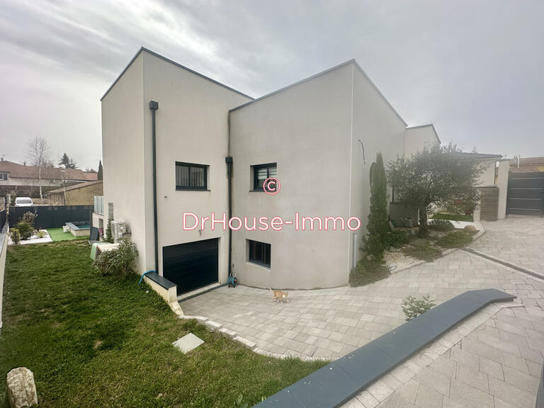 Villa Saint-Marcel-lès-Valence - 4 bedrooms - 204m²