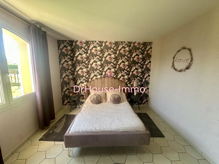 Villa Saint-Marcel-lès-Valence - 5 chambres - 162m²
