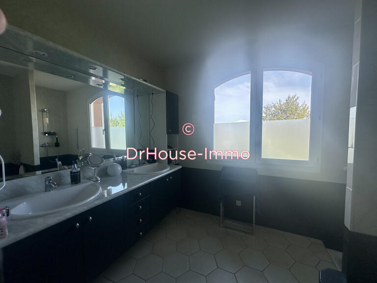 Villa Saint-Marcel-lès-Valence - 5 chambres - 162m²