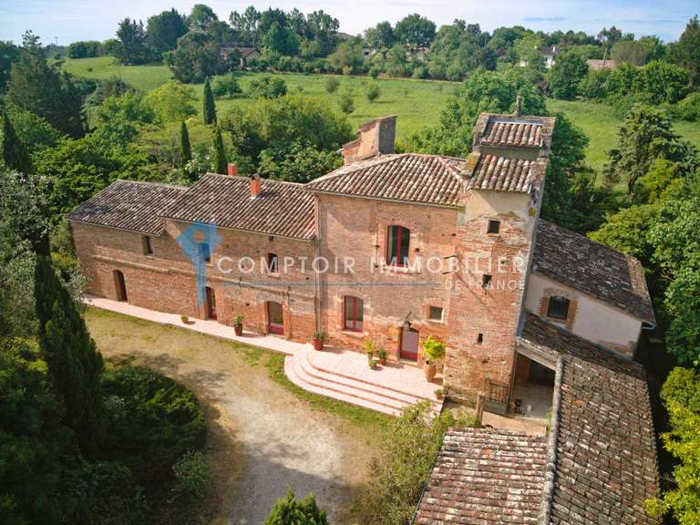 Maison Saint-Marcel-Paulel - 11 chambres - 555m²