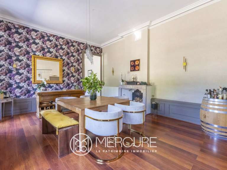 Maison Saint-Marcellin - 8 chambres - 739m²