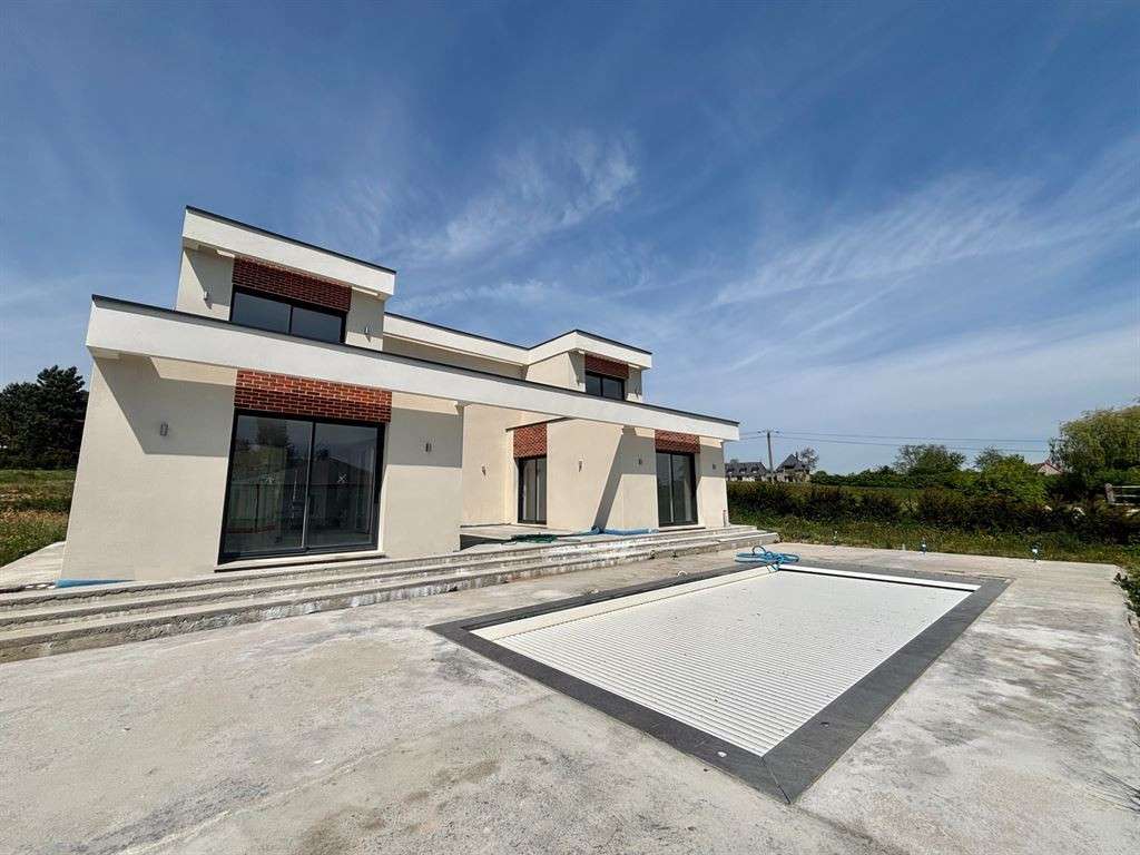 House Saint-Martin-aux-Chartrains