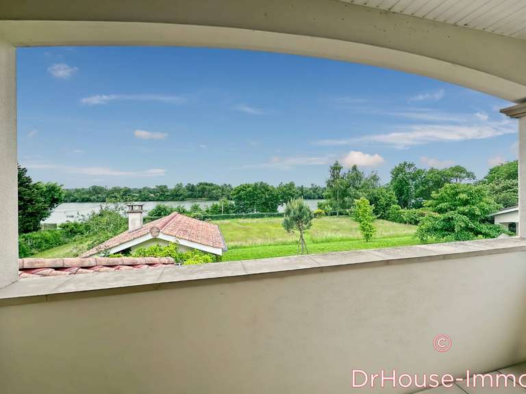 Villa Saint-Martin-Belle-Roche - 4 chambres - 210m²