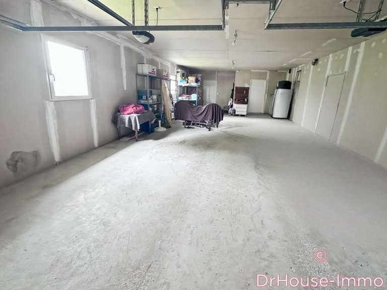 Villa Saint-Martin-Belle-Roche - 4 chambres - 210m²