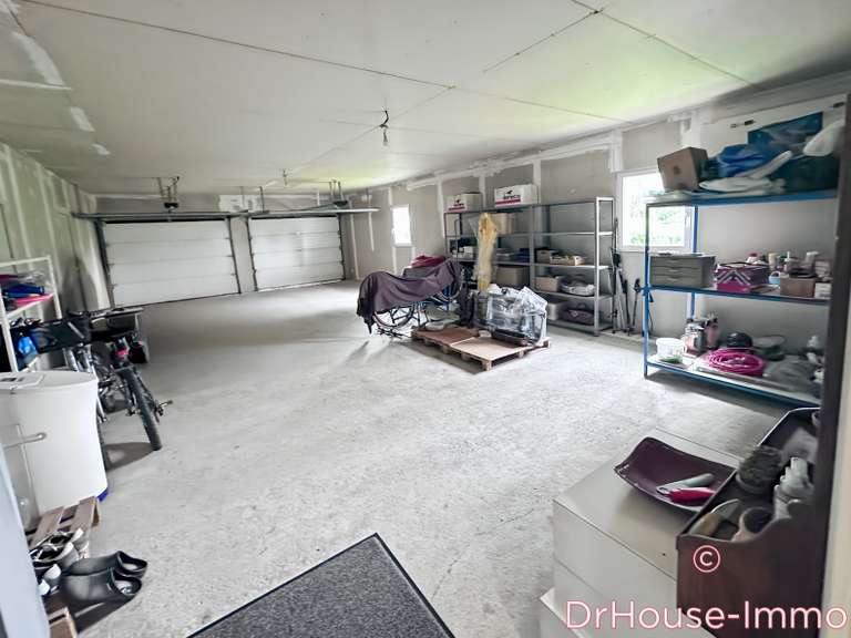 Villa Saint-Martin-Belle-Roche - 4 chambres - 210m²