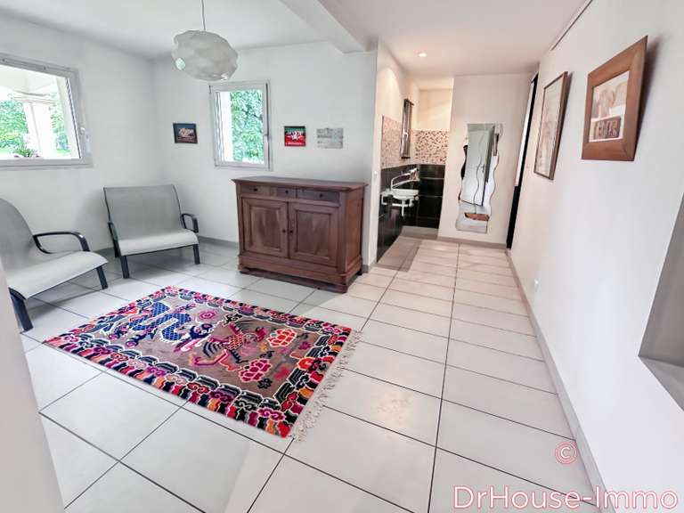 Villa Saint-Martin-Belle-Roche - 4 chambres - 210m²