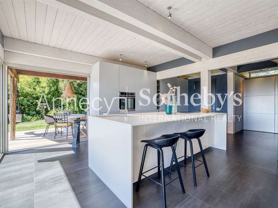 House Saint-Martin-Bellevue