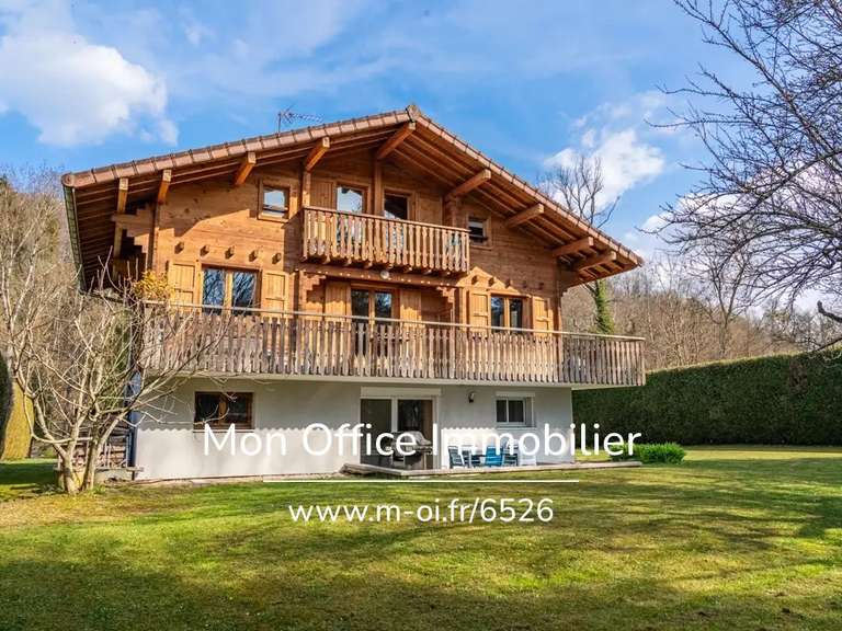 Maison Saint-Martin-Bellevue - 4 chambres - 130m²
