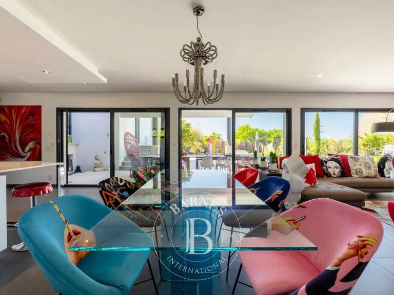 Villa Saint-Martin-Bellevue - 4 chambres - 235m²