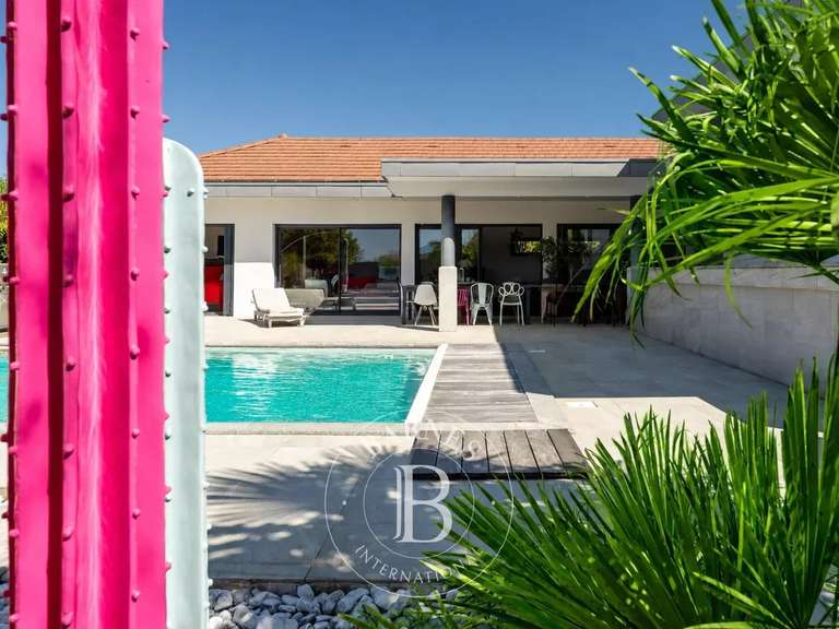 Villa Saint-Martin-Bellevue - 4 chambres - 235m²