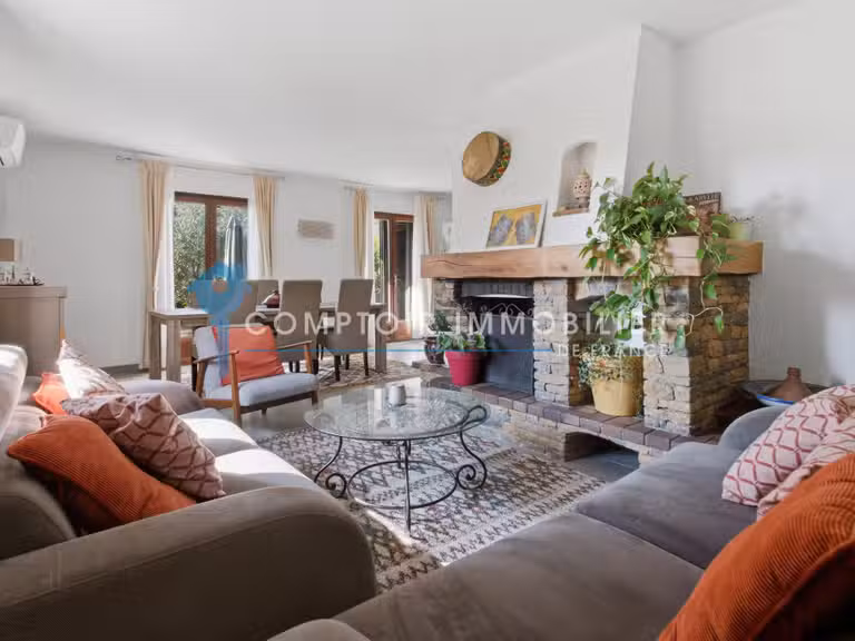 Maison Saint-Martin-d'Hères - 6 chambres - 175m²