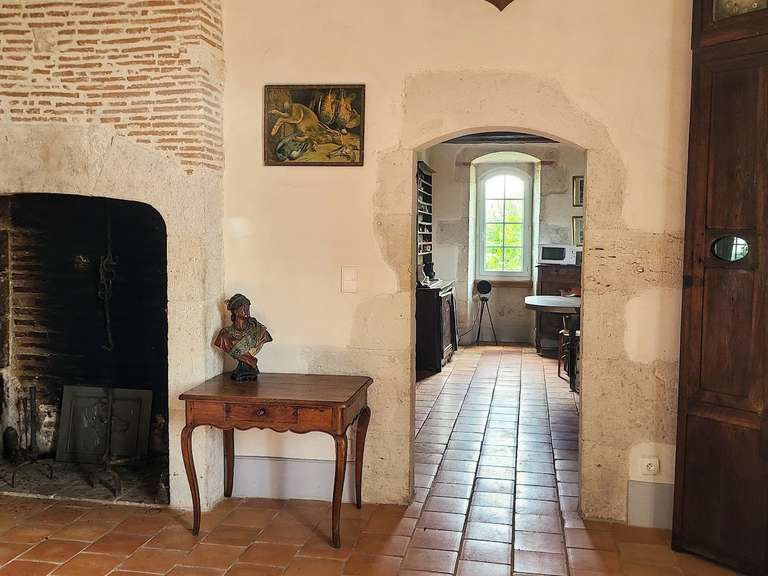 Propriété Saint-Martin-de-Beauville - 6 chambres - 490m²
