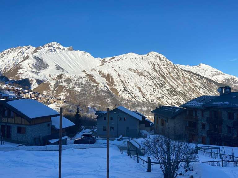 Apartment Saint-Martin-de-Belleville - 4 bedrooms - 146m²