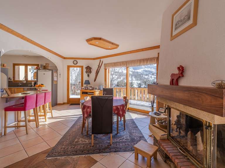 Maison Saint-Martin-de-Belleville - 5 chambres - 195m²