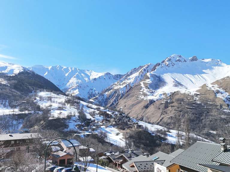 Maison Saint-Martin-de-Belleville - 4 chambres - 237m²