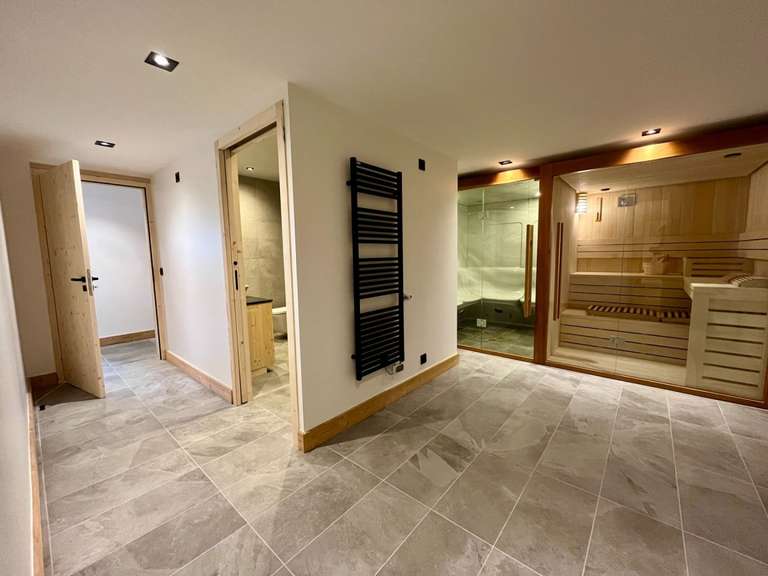 House Saint-Martin-de-Belleville - 3 bedrooms - 183m²