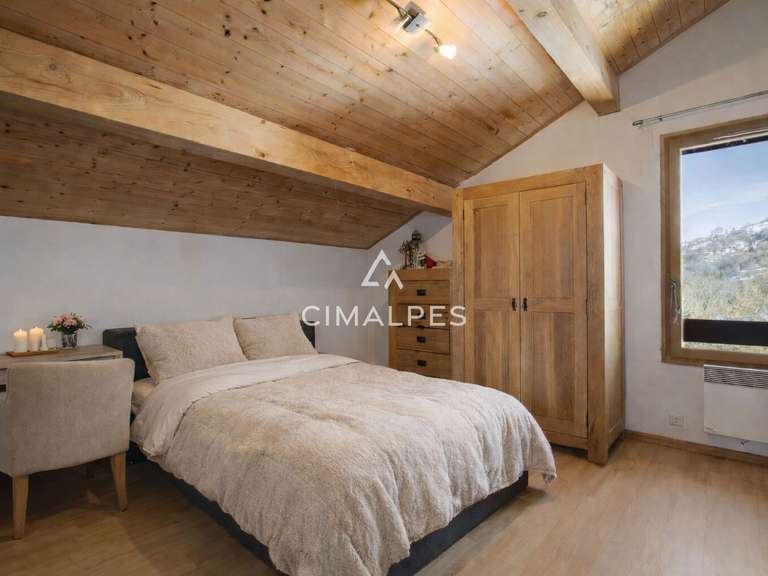 Maison Saint-Martin-de-Belleville - 7 chambres - 189m²