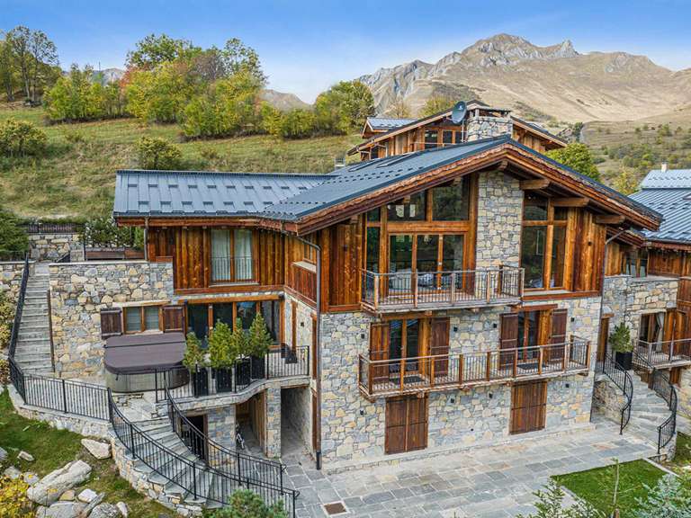 Maison Saint-Martin-de-Belleville - 4 chambres - 325m²
