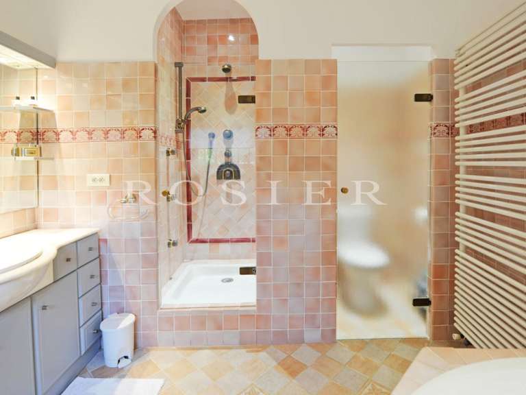 Maison Saint-Martin-de-Castillon - 5 chambres - 320m²