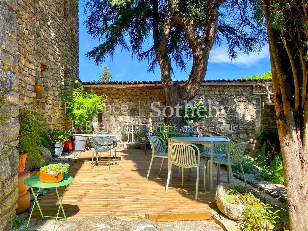 Maison Saint-Martin-de-Castillon