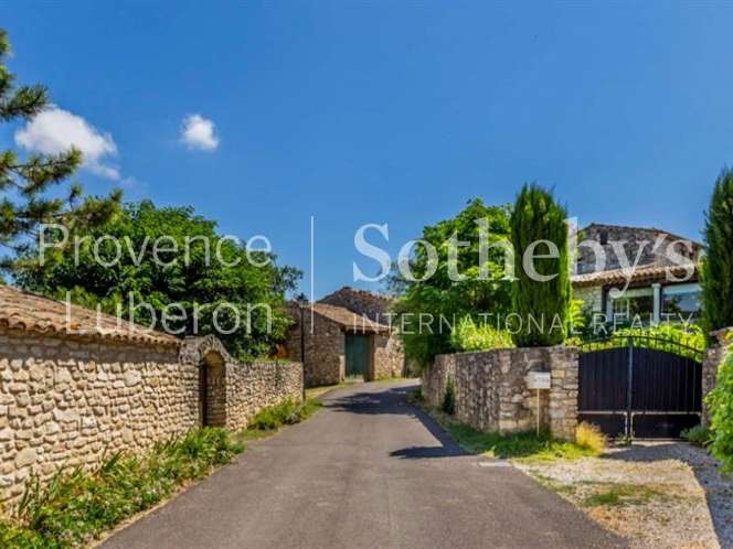House Saint-Martin-de-Castillon - 8 bedrooms - 446m²