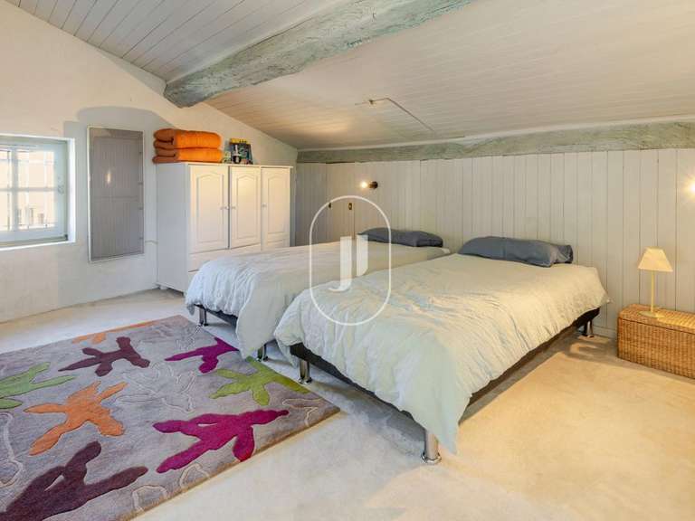 Maison Saint-Martin-de-Castillon - 6 chambres - 335m²