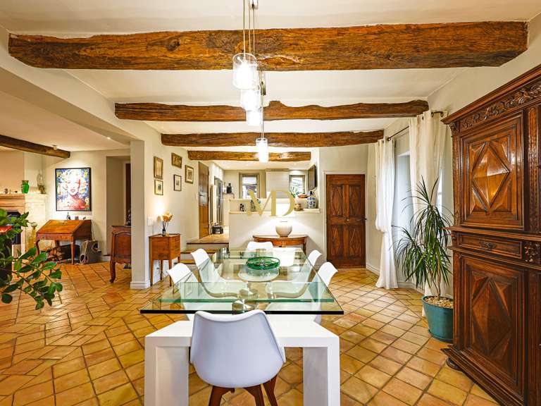 Maison Saint-Martin-de-Castillon - 5 chambres - 307m²