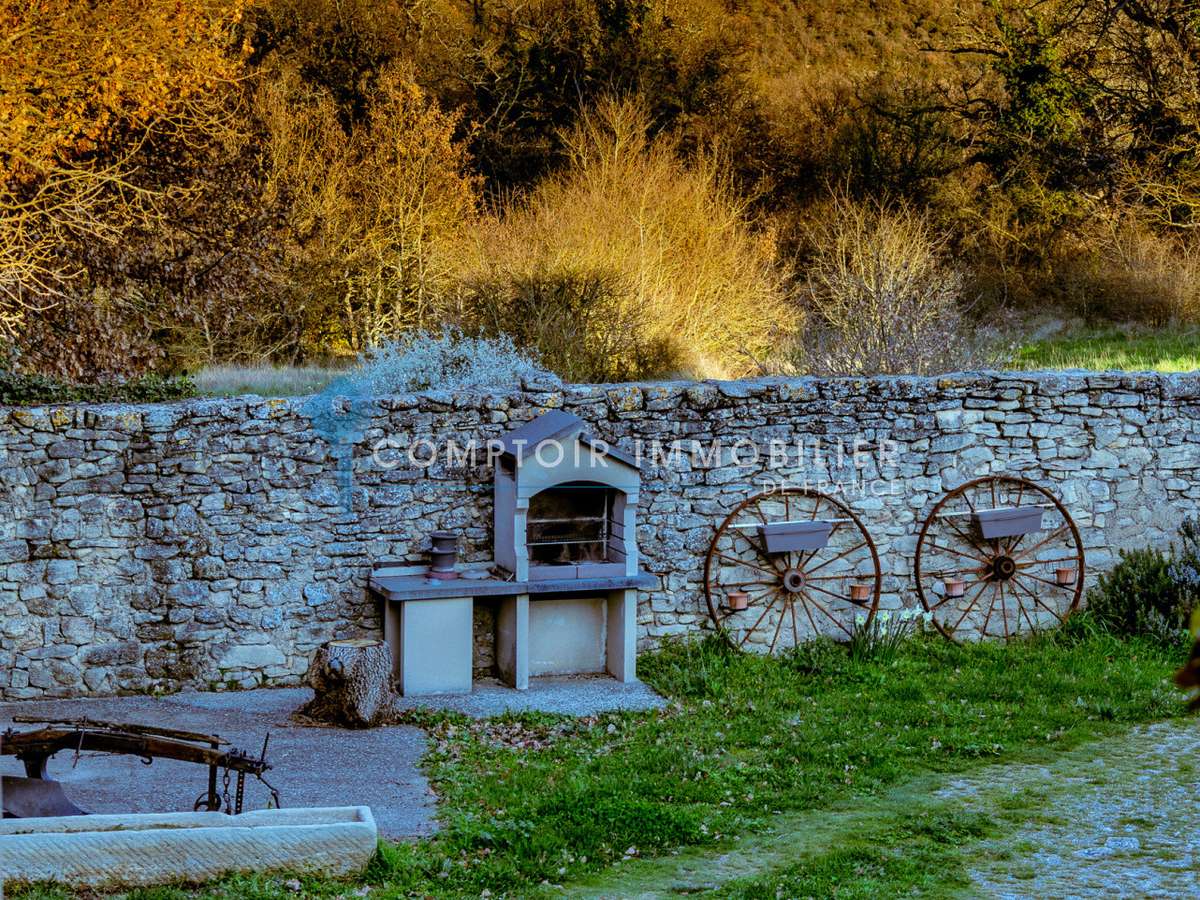 House Saint-Martin-de-Castillon