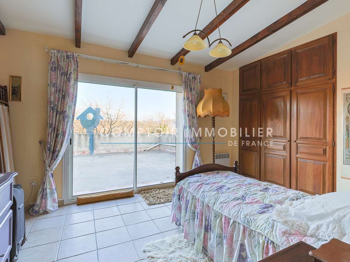 House Saint-Martin-de-Castillon