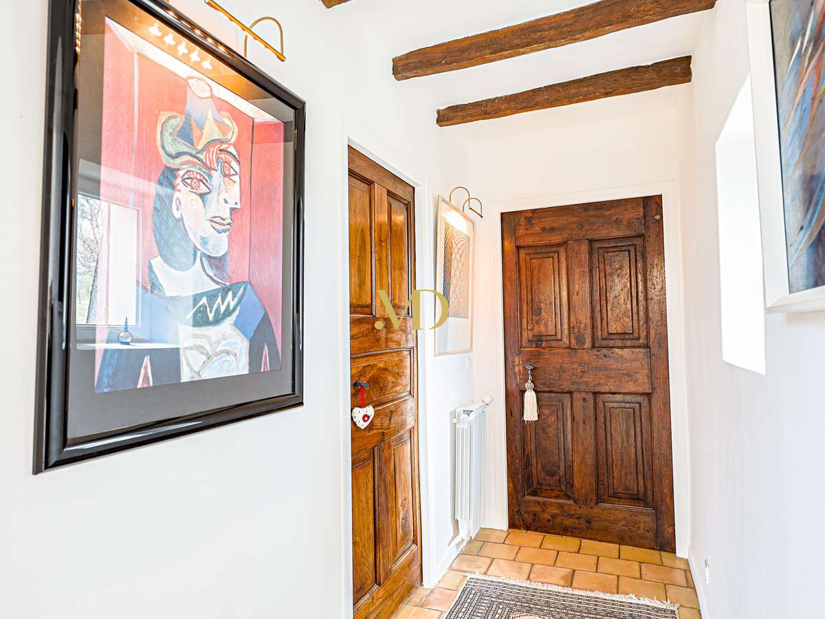 House Saint-Martin-de-Castillon