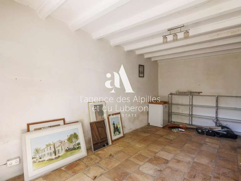 Maison Saint-Martin-de-Crau - 452m²