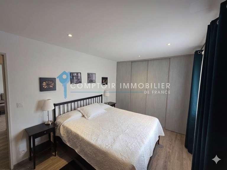 Villa Saint-Martin-de-Crau - 3 chambres - 90m²