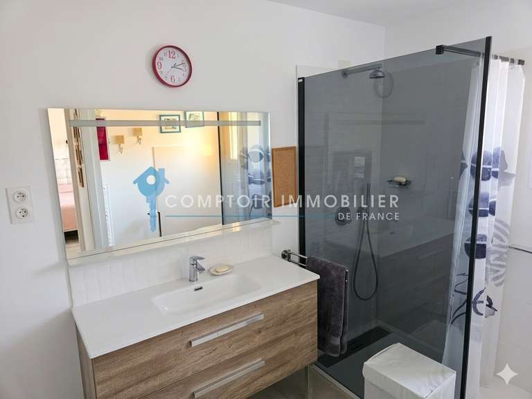 Villa Saint-Martin-de-Crau - 3 chambres - 90m²