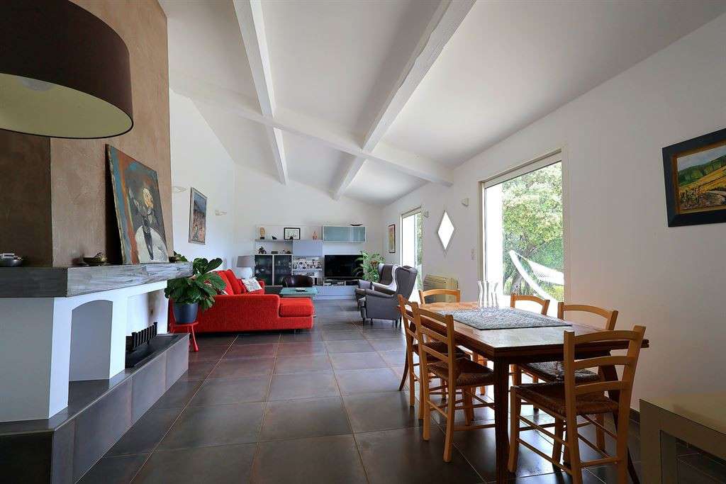 House Saint-Martin-de-Londres