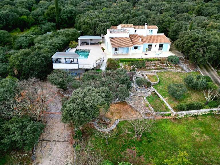 House Saint-Martin-de-Londres - 4 bedrooms - 210m²